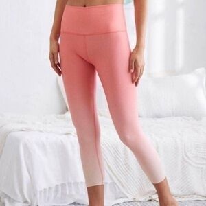 Aerie Highrise Capris Ombre Leggings